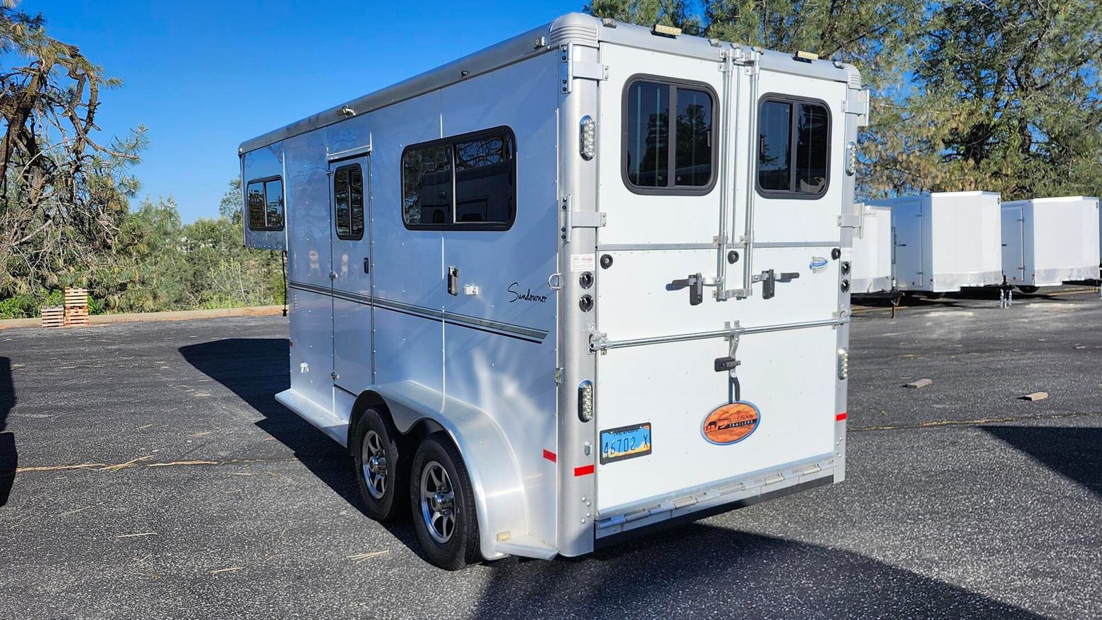2015 Sundowner Trailers GN 2H Charter TRSE - Image 8