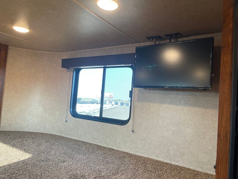 2023 Lakota AC8X11 Cold Edition - Image 15