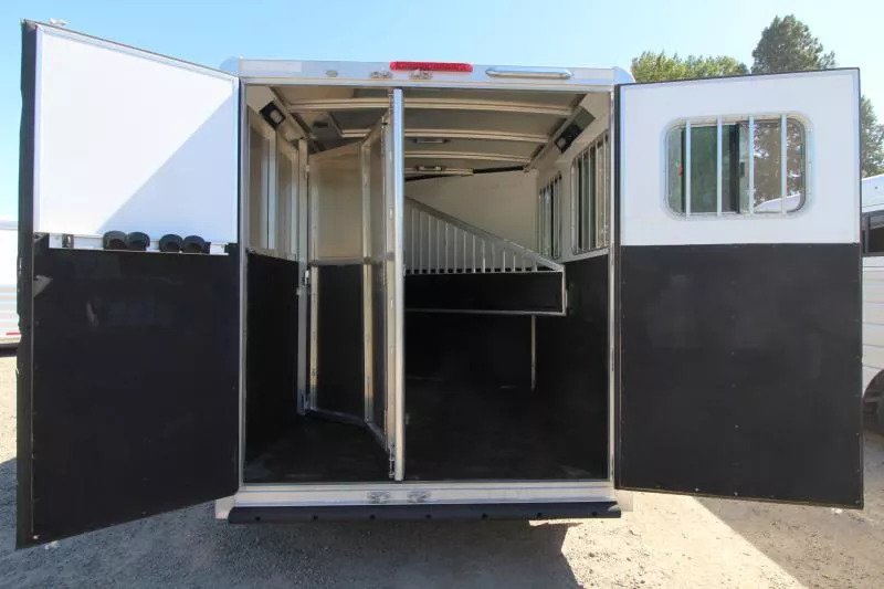 2017 Exiss 7200 Large Dressing Room - Rear Tack - Image 9