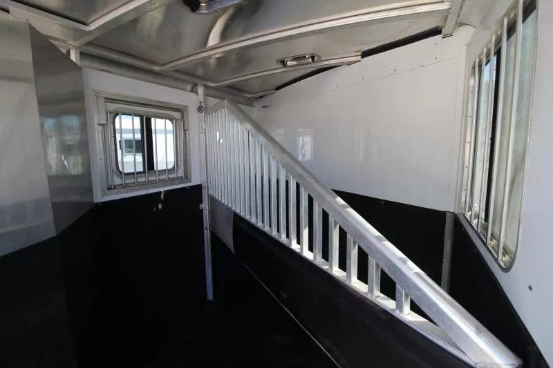 2017 Exiss 7200 Large Dressing Room - Rear Tack - Image 12